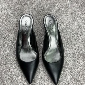 Beautiful Coach Black mule kitten pumps size 7.5